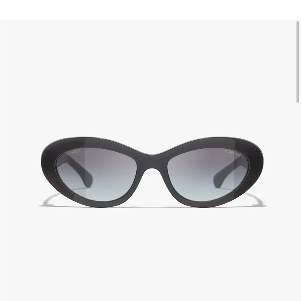 CHANEL Cat eye sunglasses Gray frame/lenses